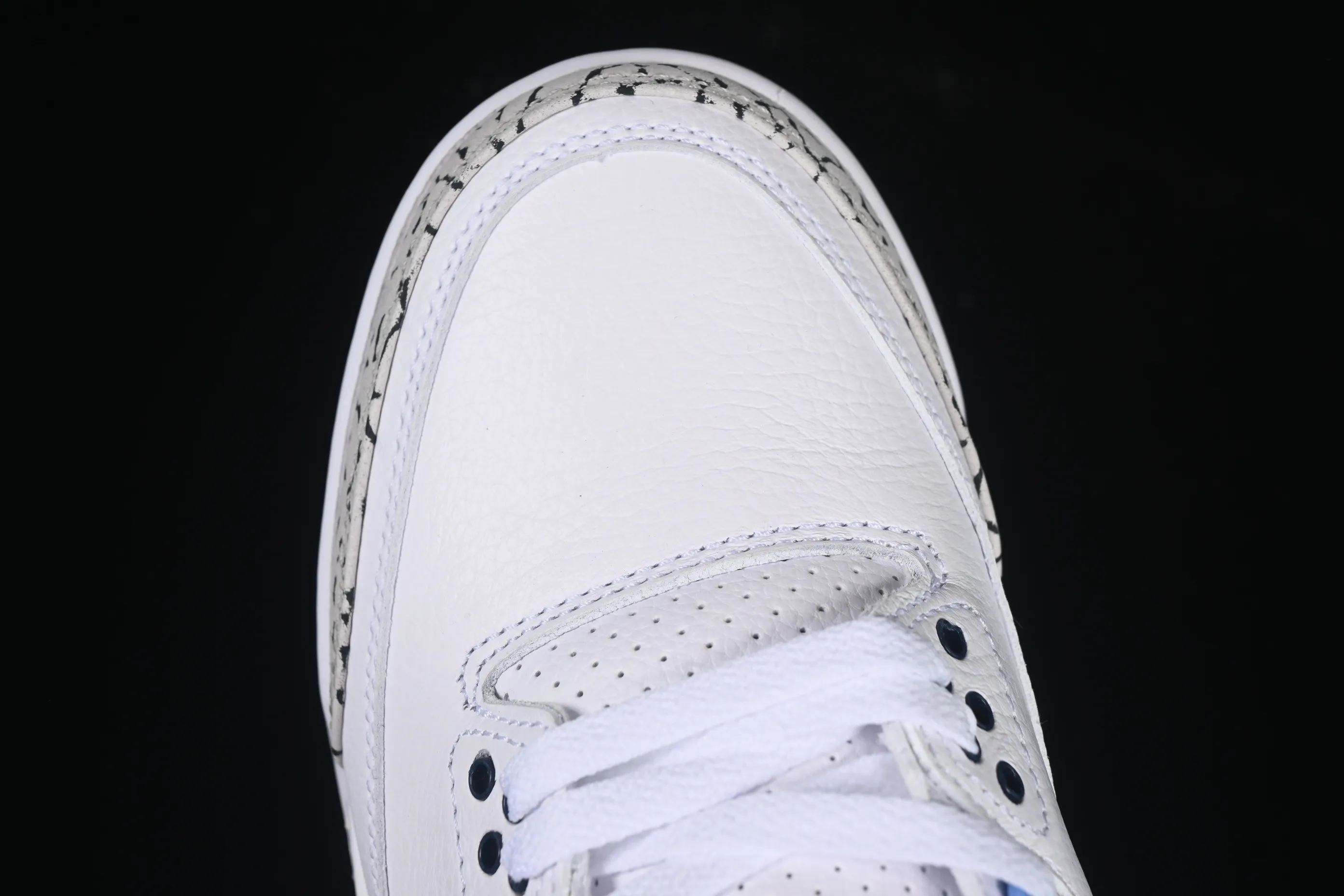 All categories Air Jordan Jordan series basketball shoes Air Jordan 3 Air Jordan 3 UNC AJ3 Joe 3 North Carolina blue white burst blue crack mid-basketball shoes CT8532-104